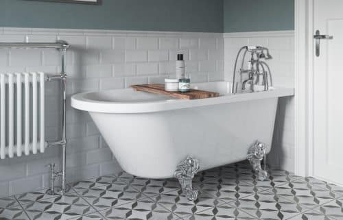 Clevedon Freestanding 2TH 1700x750x650mm Corner Bath w/Feet - Image 4
