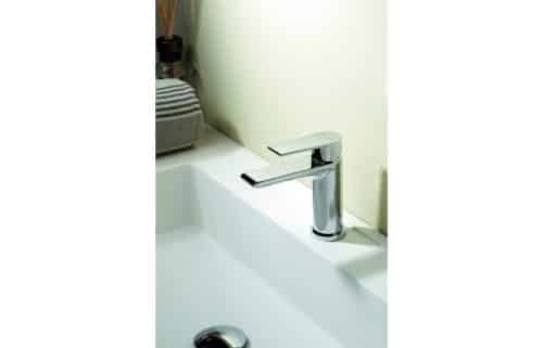 Vema Timea 3-Hole Deck Mounted Bath/Shower Mixer - Chrome - Image 2