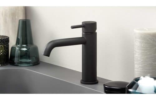 Vema Maira Floor Standing Bath Filler - Matt Black - Image 2